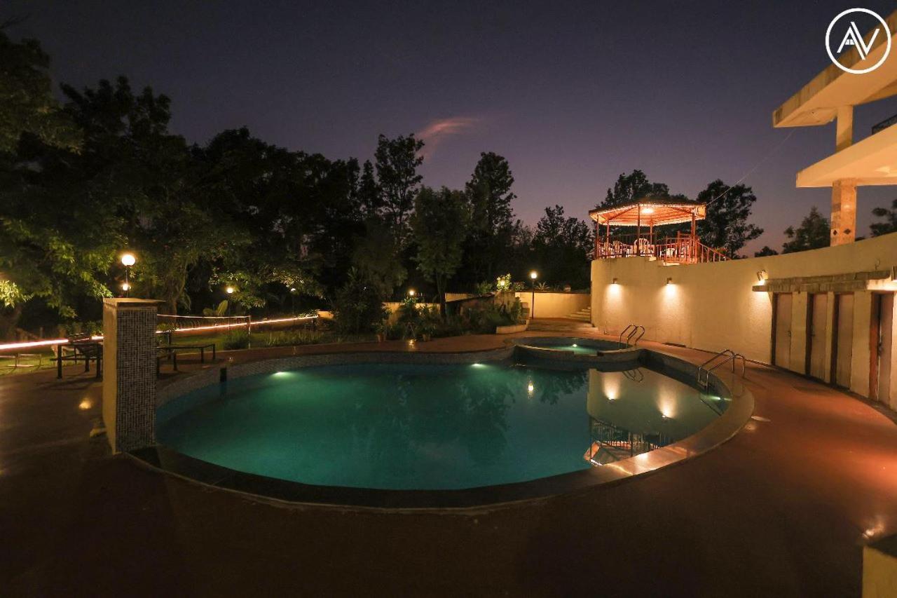 Arcus Villa - Swimming Pool/Ac/Luxurious Mahābaleshwar Esterno foto