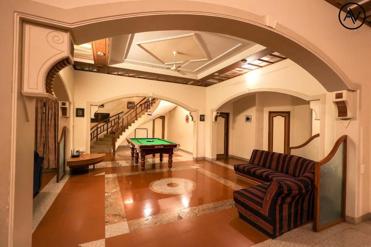 Arcus Villa - Swimming Pool/Ac/Luxurious Mahābaleshwar Esterno foto