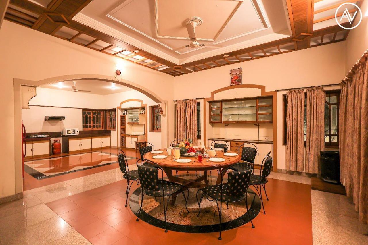 Arcus Villa - Swimming Pool/Ac/Luxurious Mahābaleshwar Esterno foto