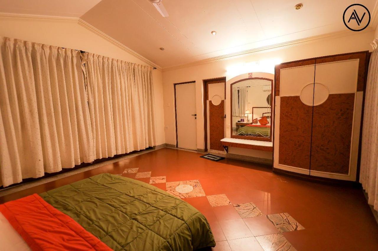 Arcus Villa - Swimming Pool/Ac/Luxurious Mahābaleshwar Esterno foto